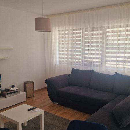 Appartamento White Flat Bucarest Esterno foto