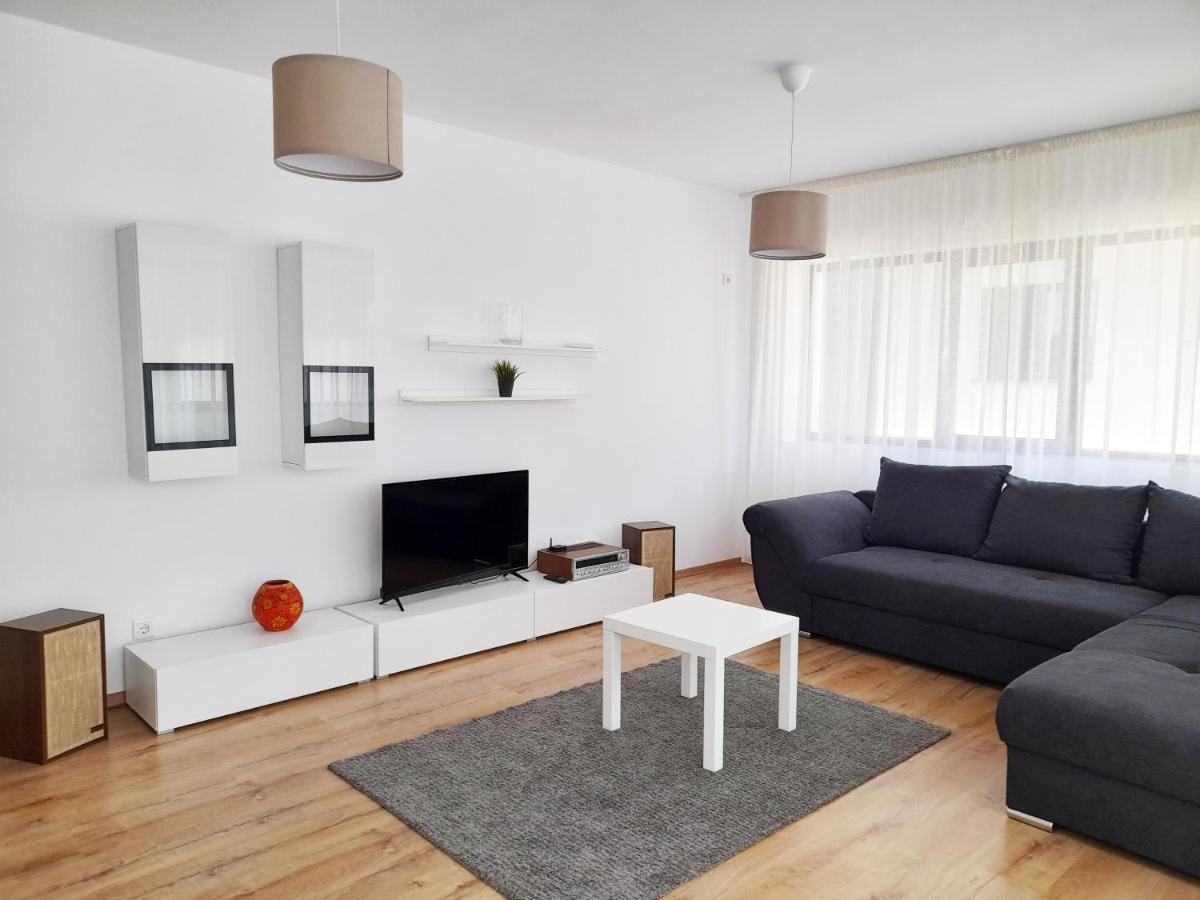 Appartamento White Flat Bucarest Esterno foto