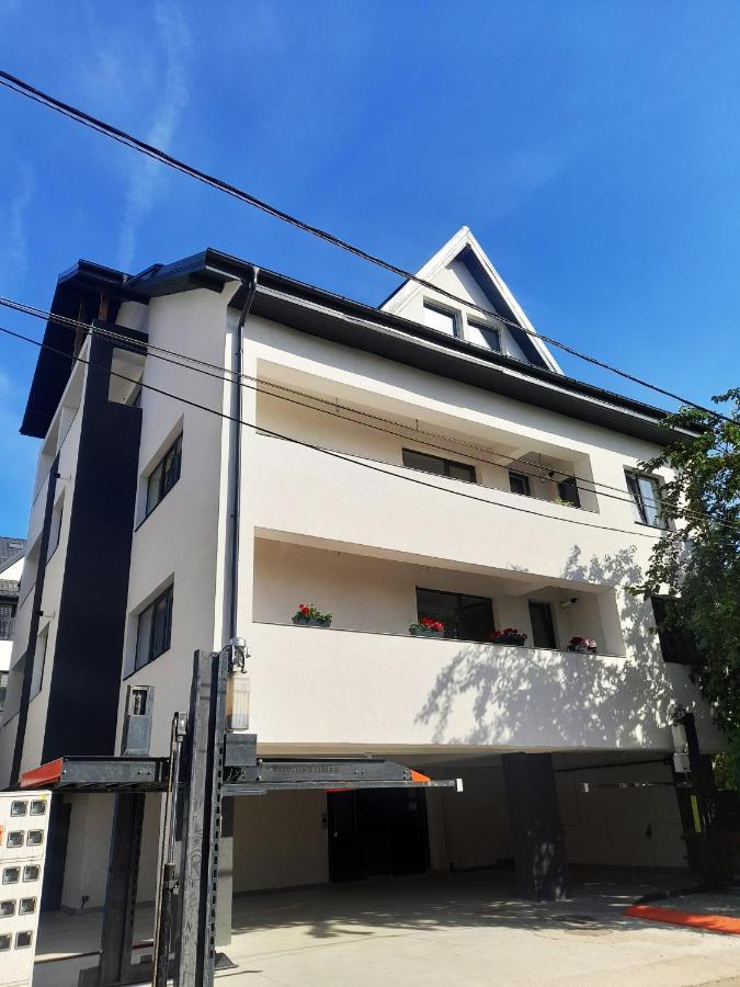 Appartamento White Flat Bucarest Esterno foto