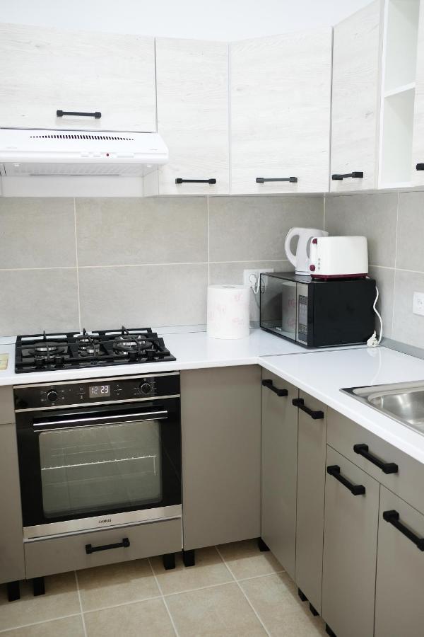 Appartamento White Flat Bucarest Esterno foto