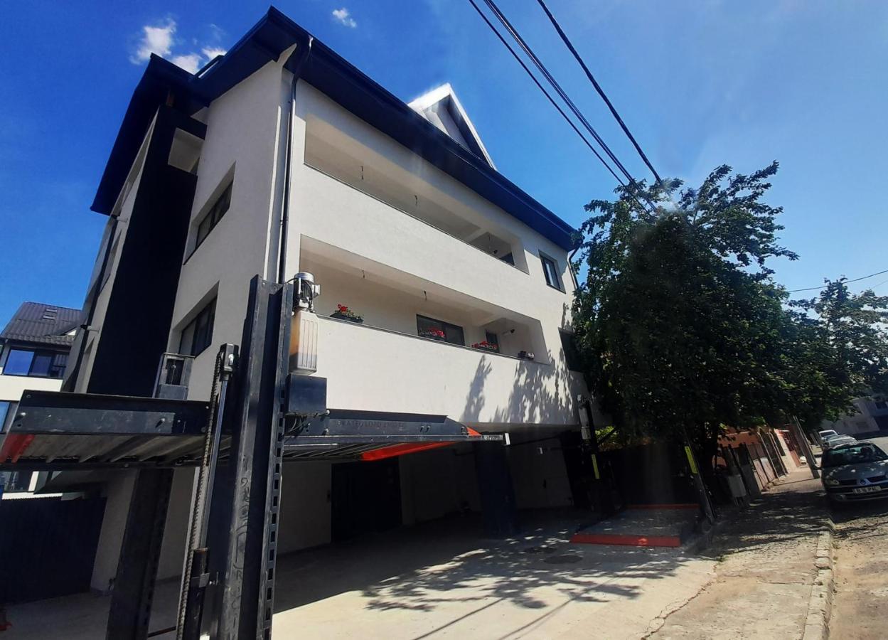 Appartamento White Flat Bucarest Esterno foto